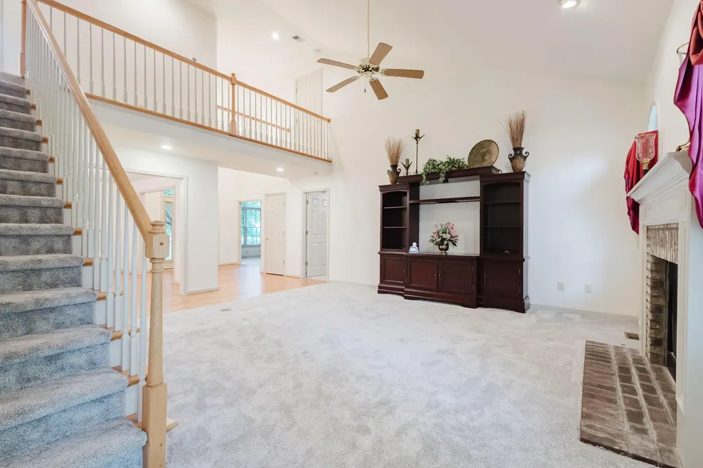 1101 Carters Close Lexington KY 40514