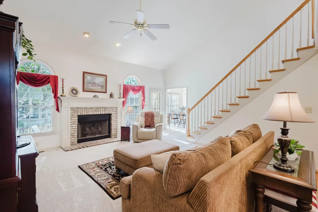 1101 Carters Close Lexington KY 40514