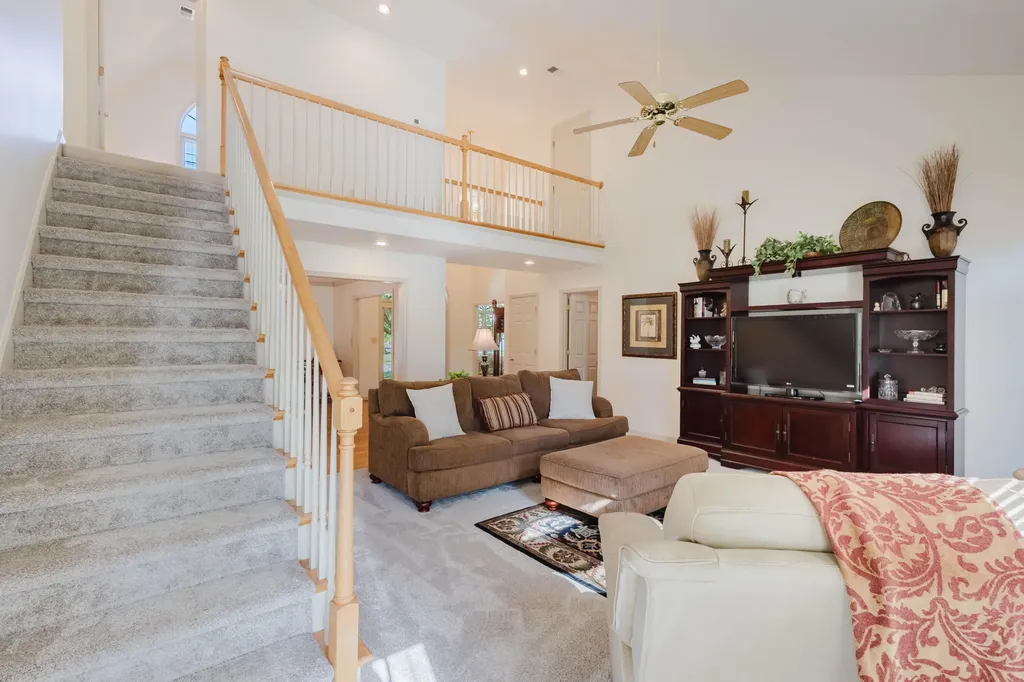 1101 Carters Close Lexington KY 40514