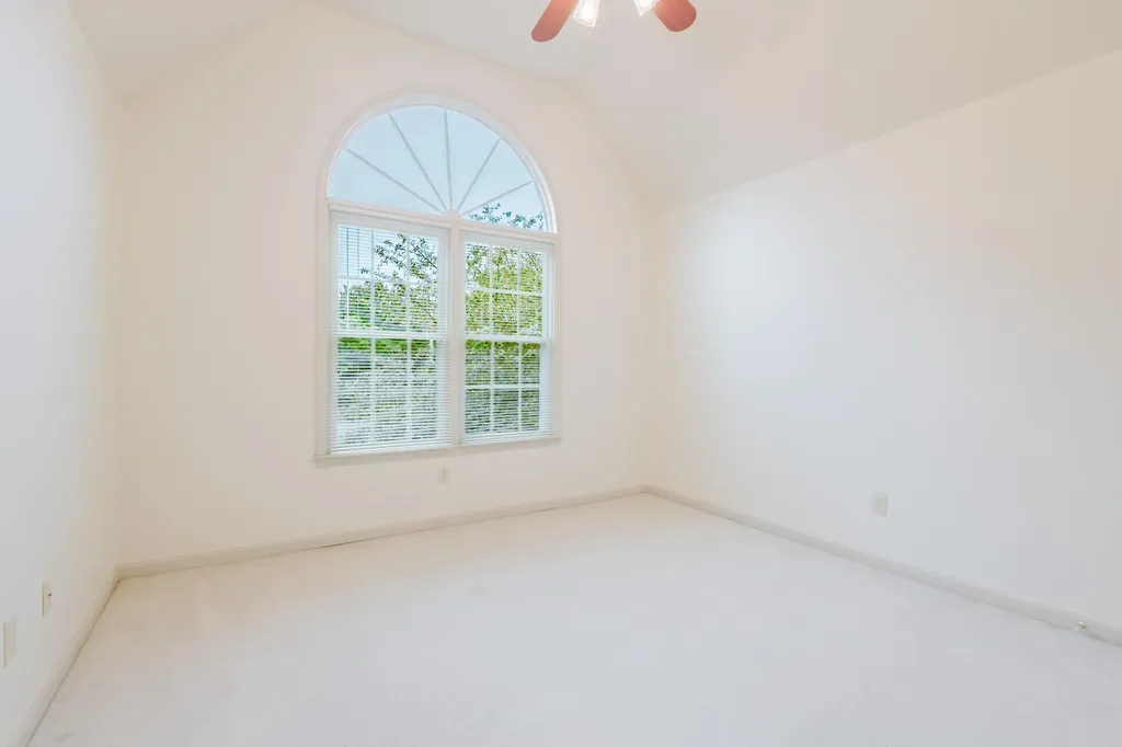 1101 Carters Close Lexington KY 40514