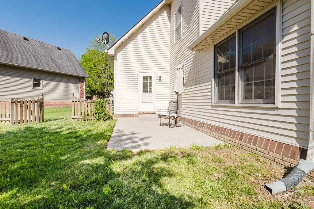 1101 Carters Close Lexington KY 40514