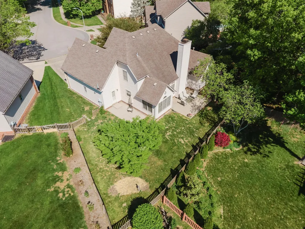 1101 Carters Close Lexington KY 40514