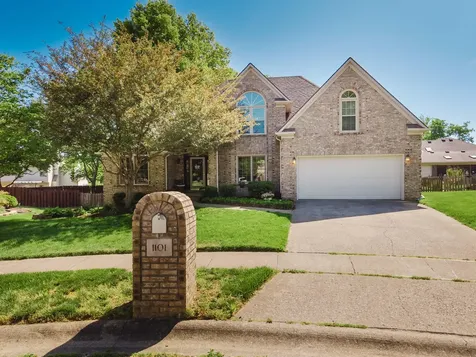 1101 Carters Close Lexington KY 40514