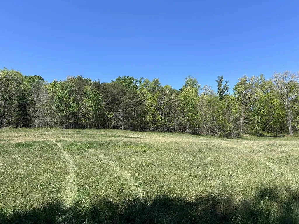 00 Kentucky 1394 Highway East Bernstadt KY 40729