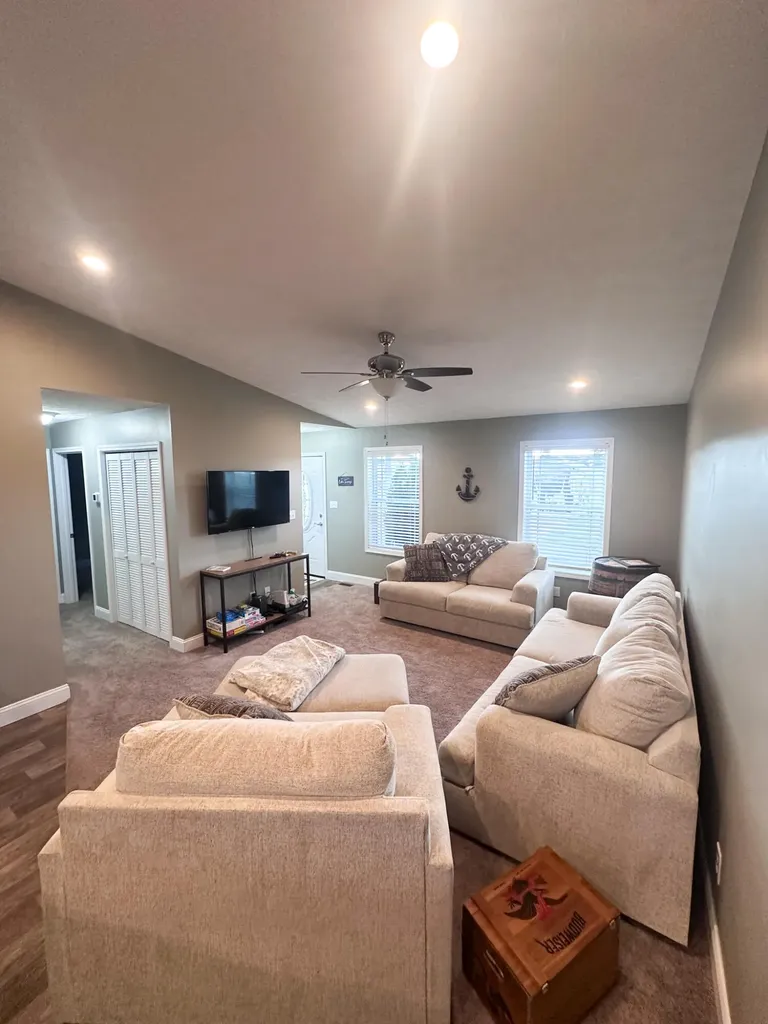 193 Highway 1383 Russell Springs KY 42642