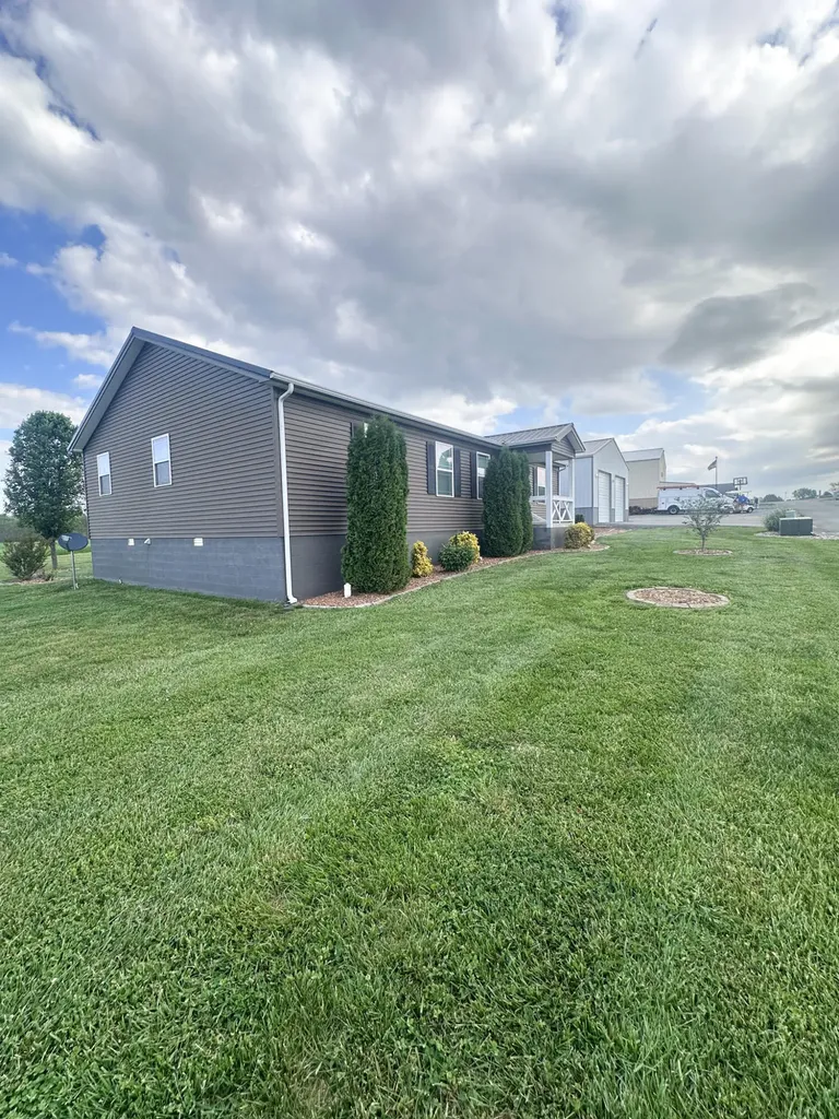193 Highway 1383 Russell Springs KY 42642