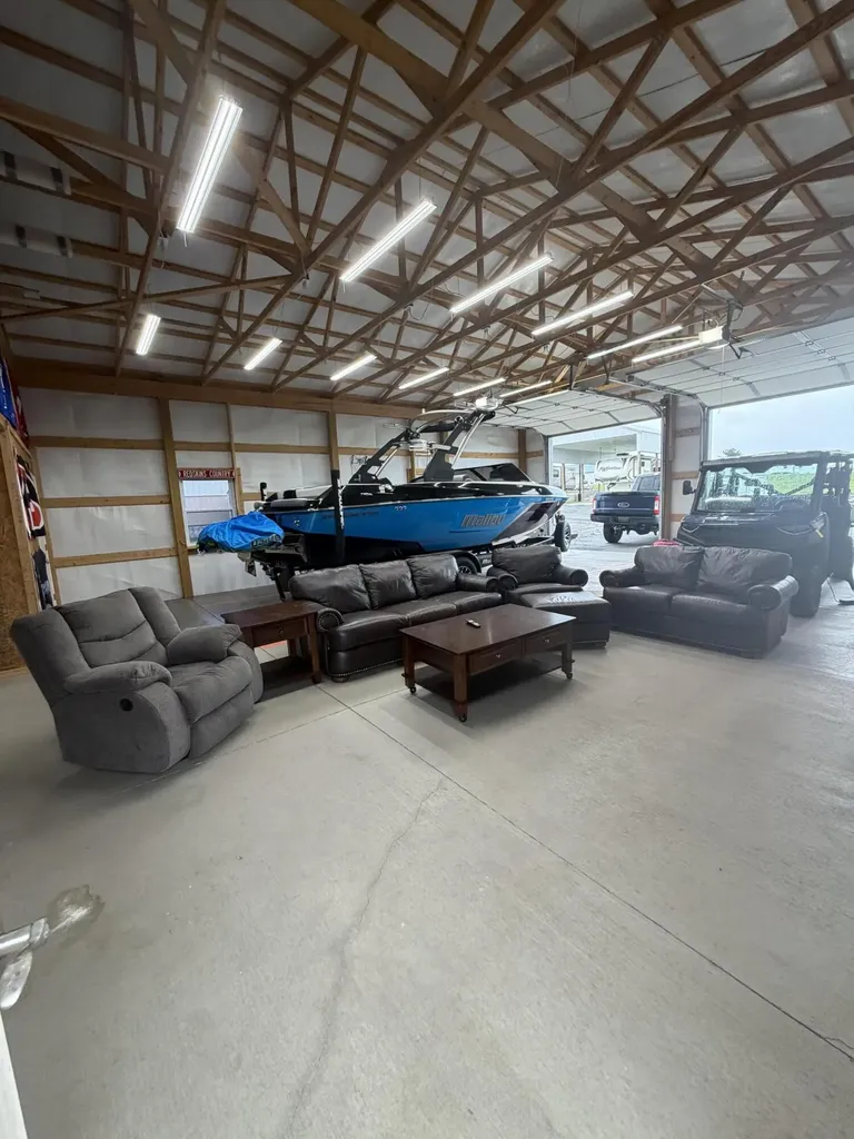 193 Highway 1383 Russell Springs KY 42642