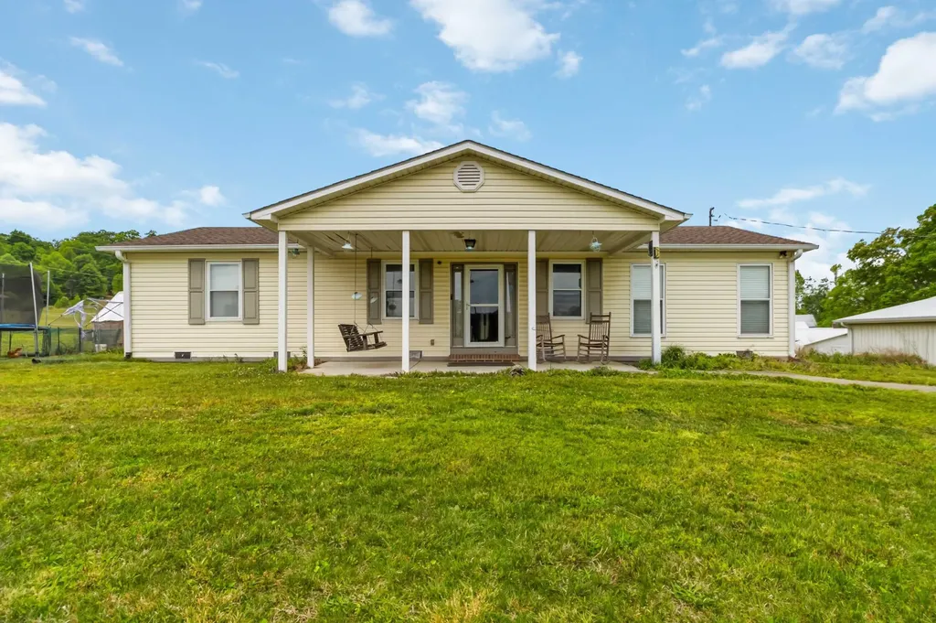 88 Adyson Lane Brodhead KY 40409