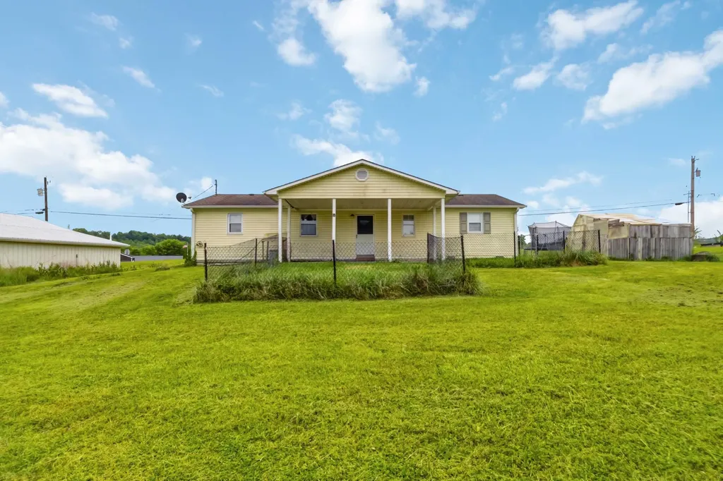 88 Adyson Lane Brodhead KY 40409