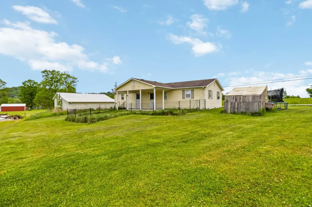 88 Adyson Lane Brodhead KY 40409