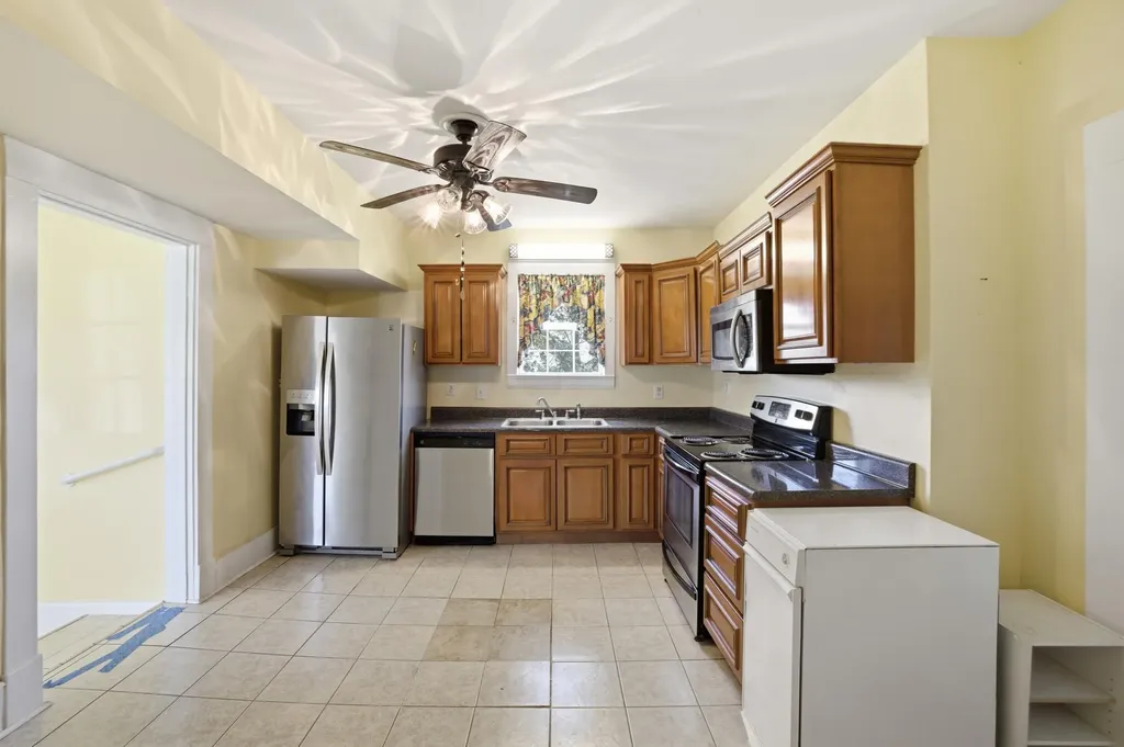 6335 State Highway 1194 Stanford KY 40484
