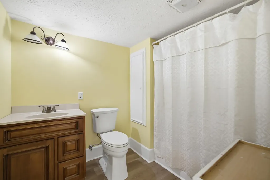 6335 State Highway 1194 Stanford KY 40484