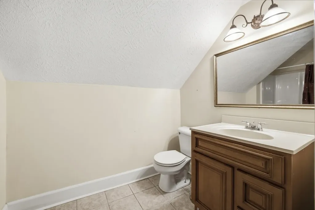 6335 State Highway 1194 Stanford KY 40484
