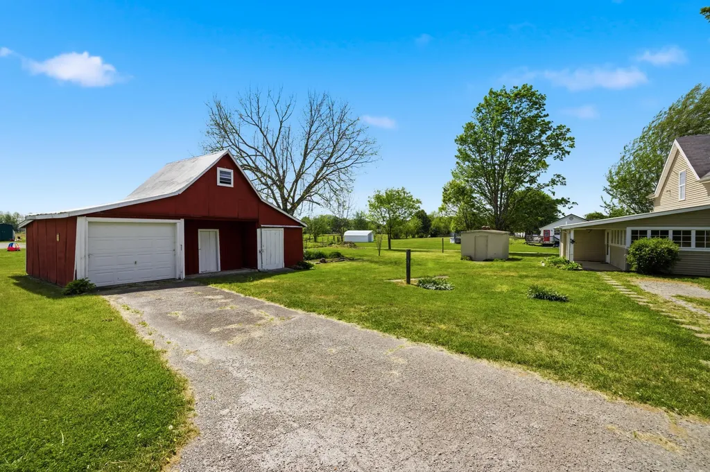 6335 State Highway 1194 Stanford KY 40484