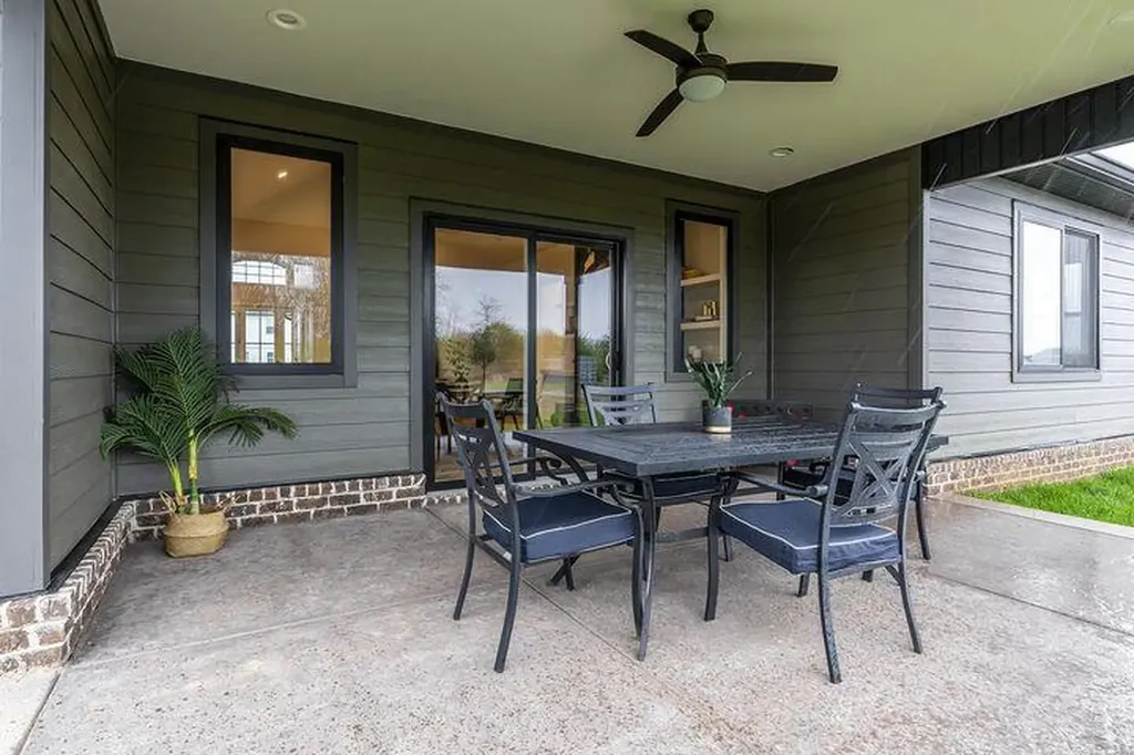 100 Madison Avenue Nicholasville KY 40356