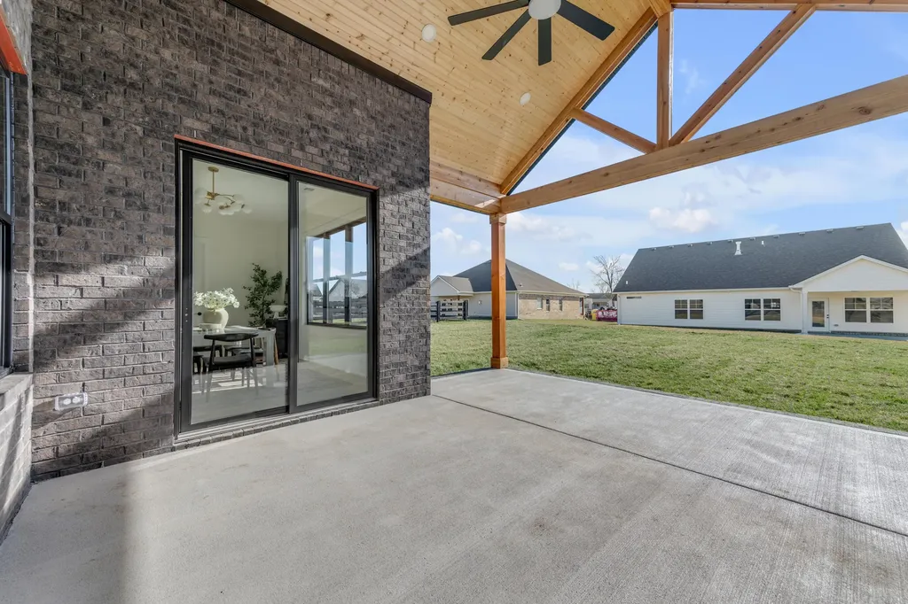 100 Madison Avenue Nicholasville KY 40356
