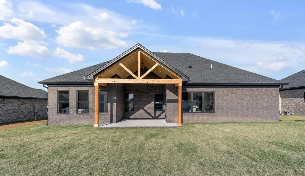 100 Madison Avenue Nicholasville KY 40356