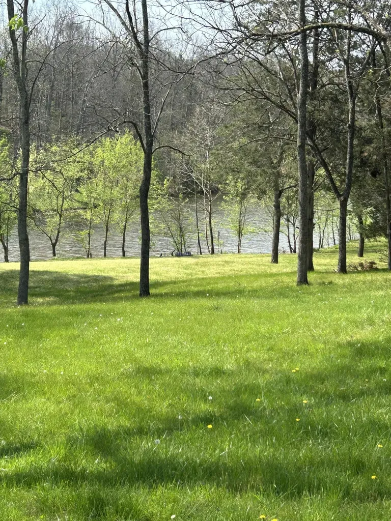 38 Cricket Lane Berry KY 41003