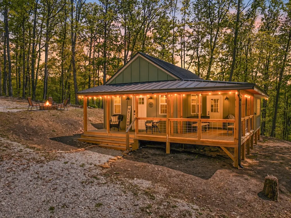 1100 Sinking Valley School Road Mckee KY 40447