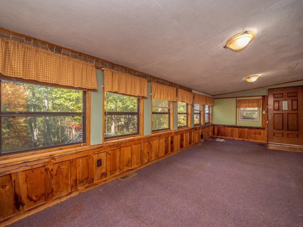 36 Teaberry Lane Wellington KY 40387