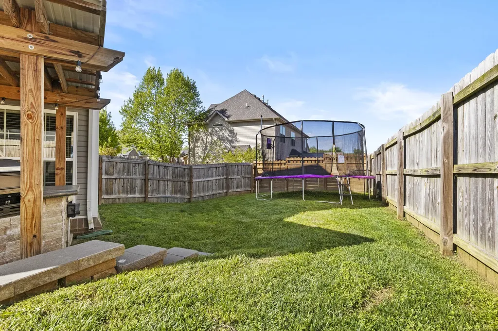 102 Waterside Drive Georgetown KY 40324