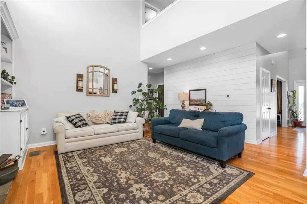 145 Bernie Trail Nicholasville KY 40356