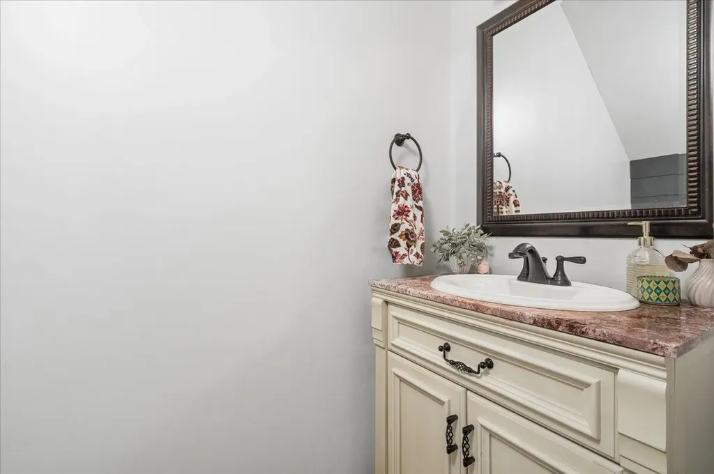 145 Bernie Trail Nicholasville KY 40356