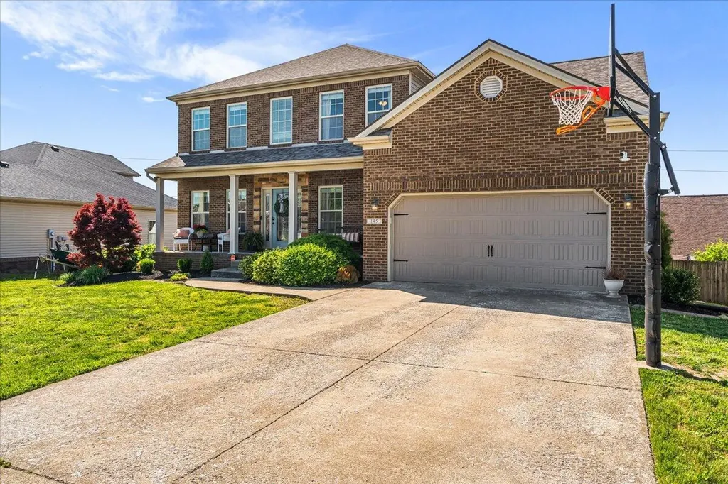 145 Bernie Trail Nicholasville KY 40356