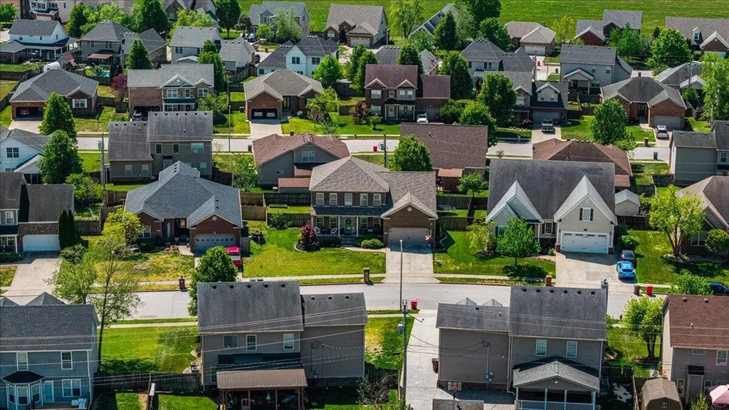 145 Bernie Trail Nicholasville KY 40356