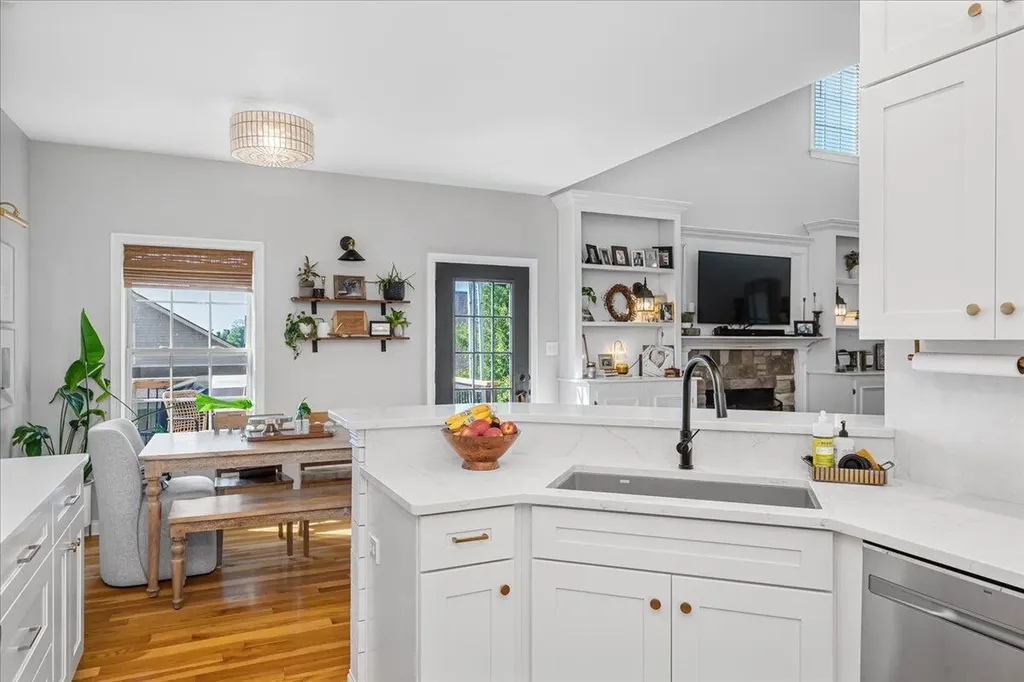 145 Bernie Trail Nicholasville KY 40356
