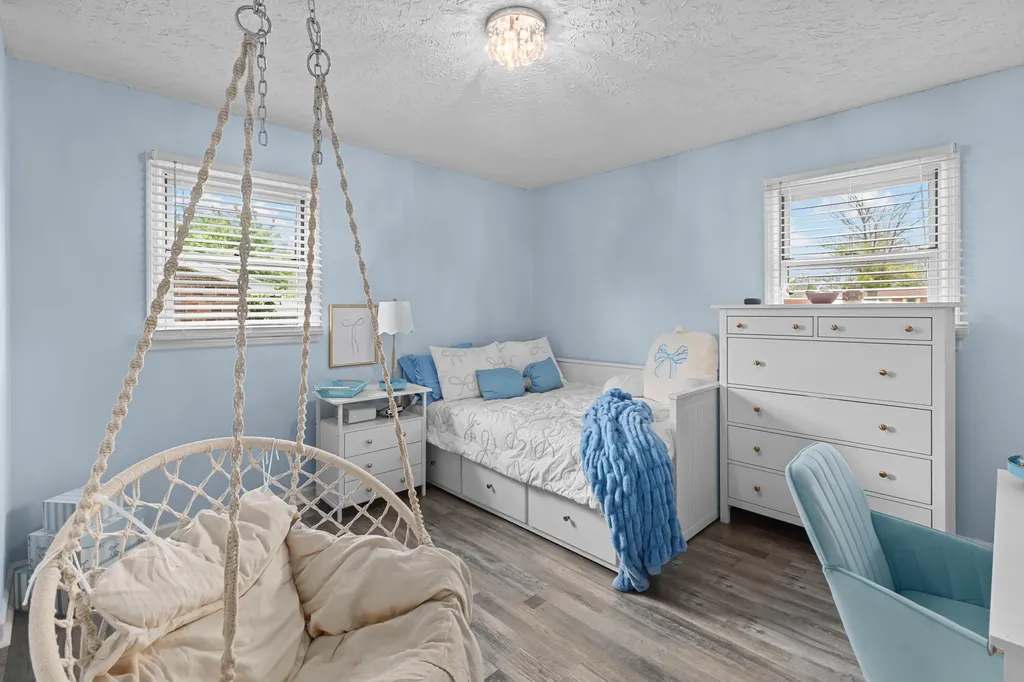 28 Churchill Drive Winchester KY 40391