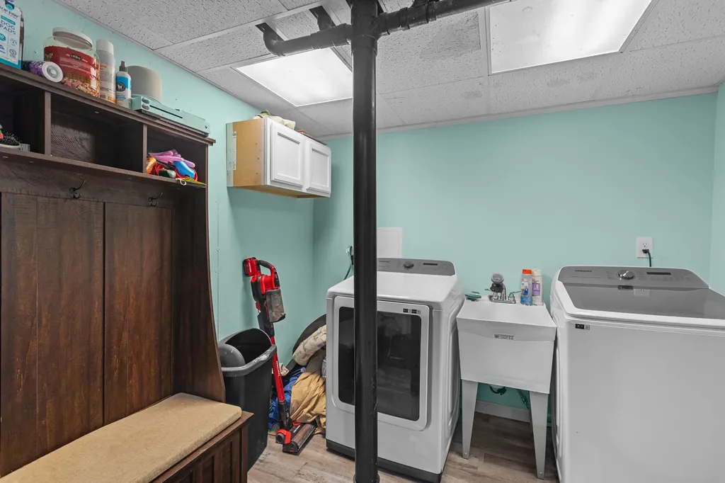 28 Churchill Drive Winchester KY 40391