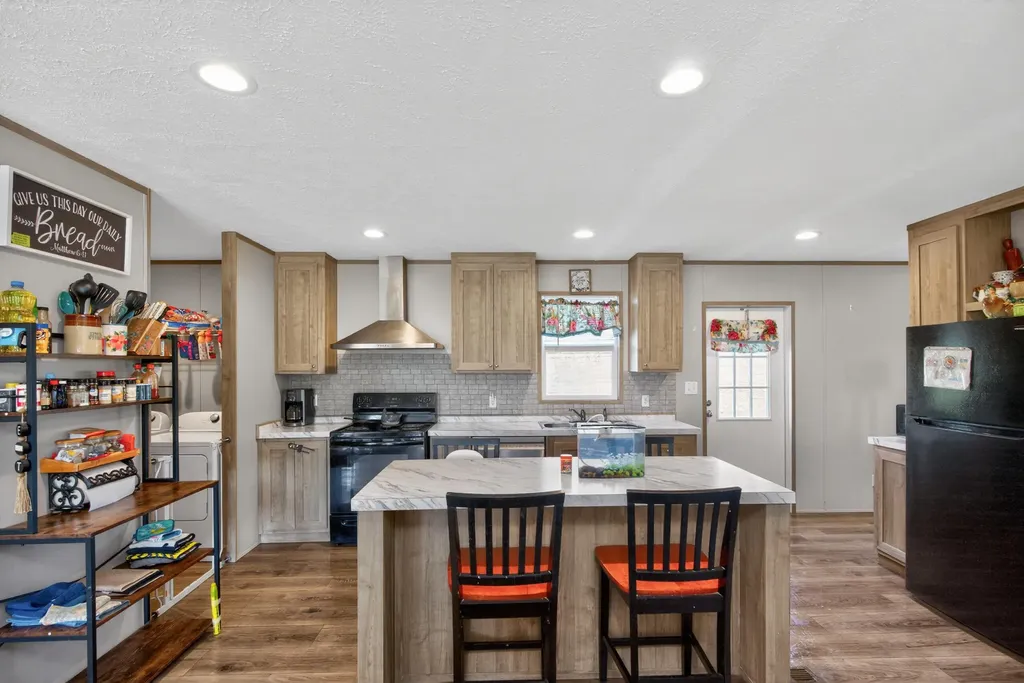 141 George Lane Road Lancaster KY 40444