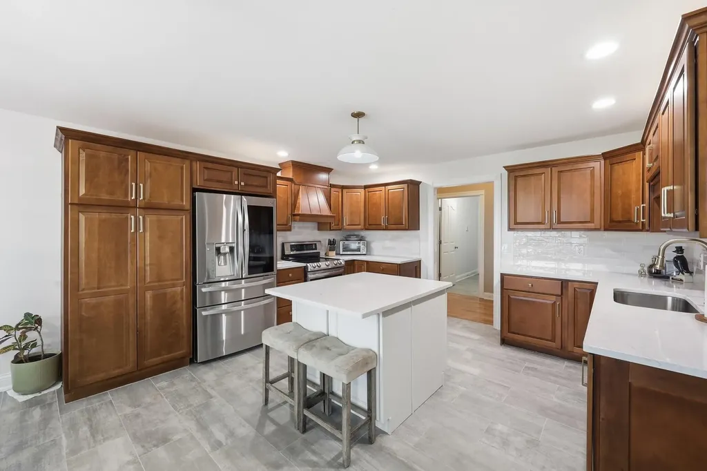 4045 Port Royal Drive Richmond KY 40475