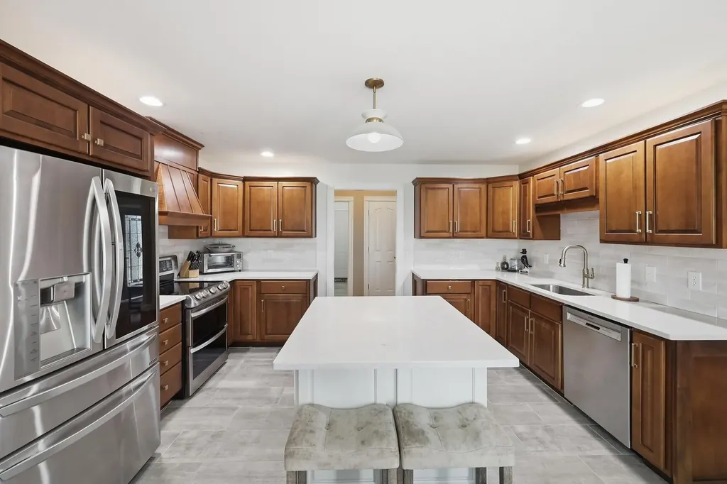 4045 Port Royal Drive Richmond KY 40475