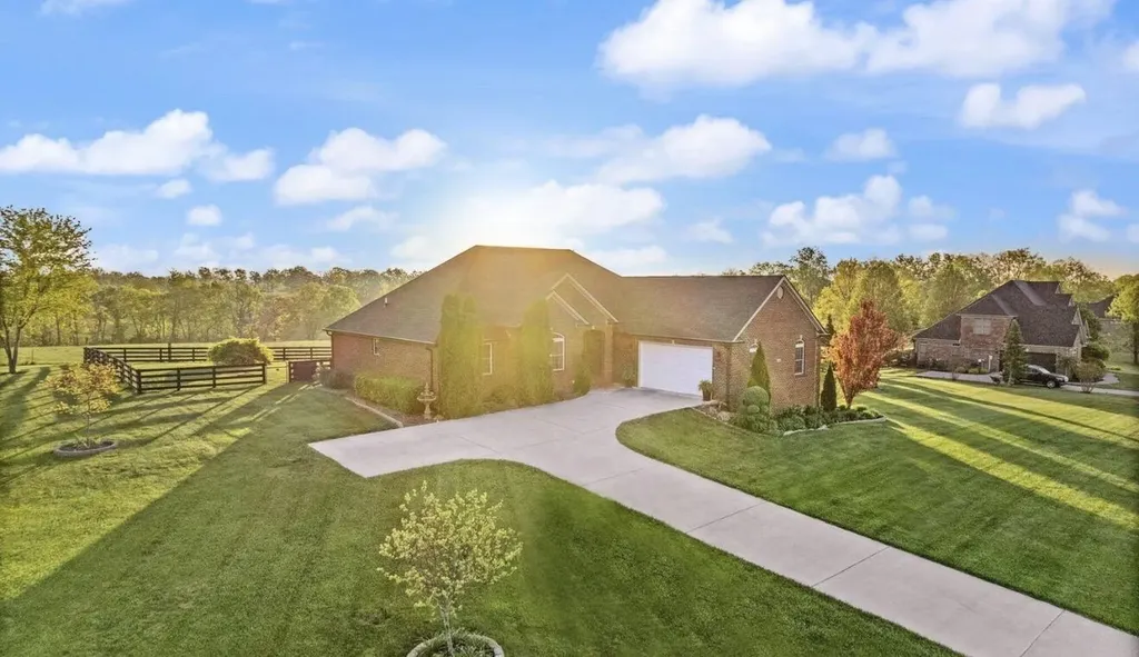 4045 Port Royal Drive Richmond KY 40475