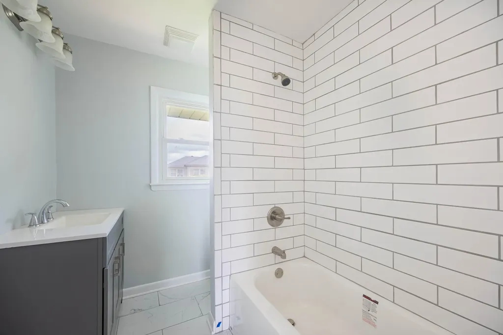 302 Robin Road Paris KY 40361
