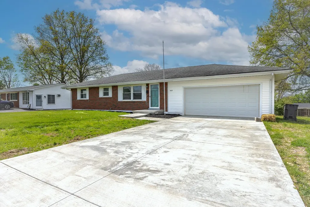 302 Robin Road Paris KY 40361