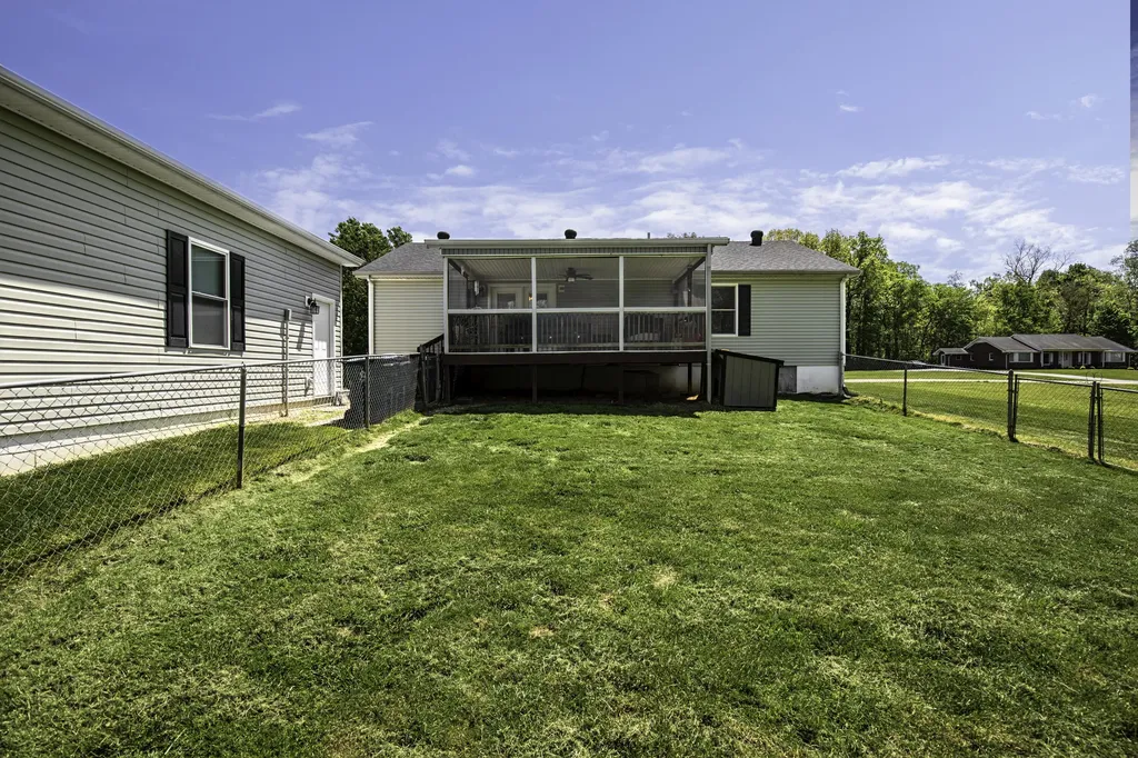 1035 Gregory Lane Lawrenceburg KY 40342