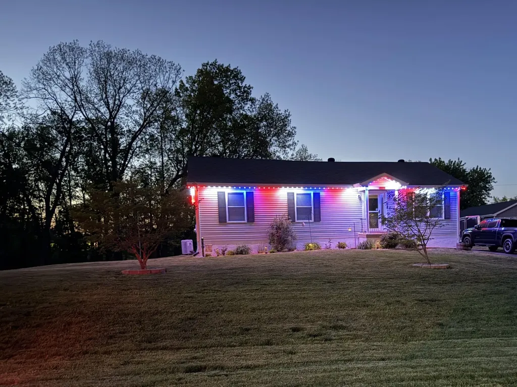1035 Gregory Lane Lawrenceburg KY 40342