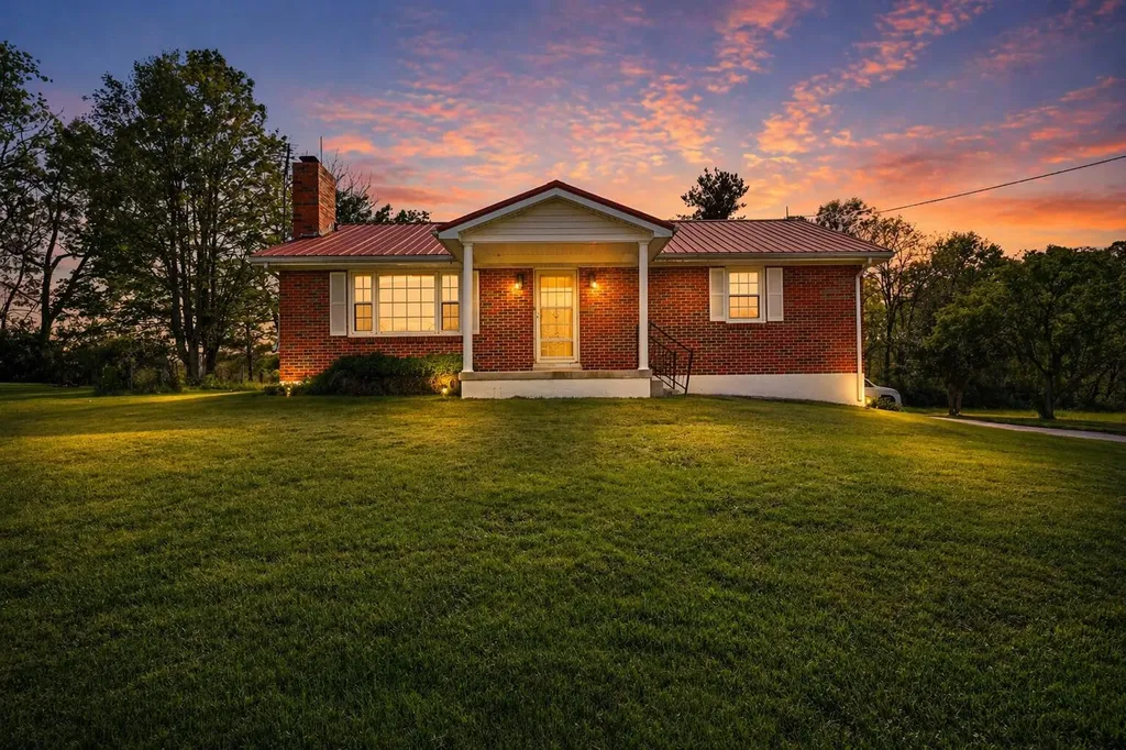 210 Bunker Hill Road Paris KY 40361