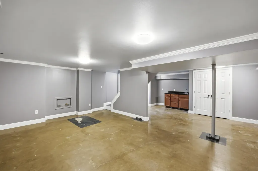 210 Bunker Hill Road Paris KY 40361