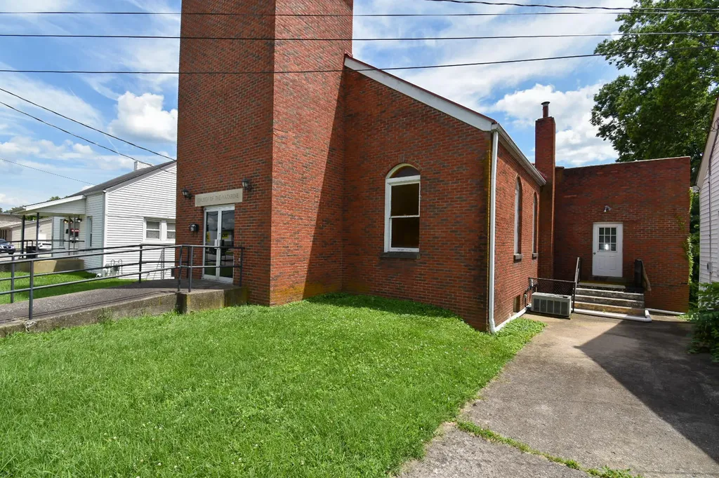 65 Highland Avenue Lancaster KY 40444