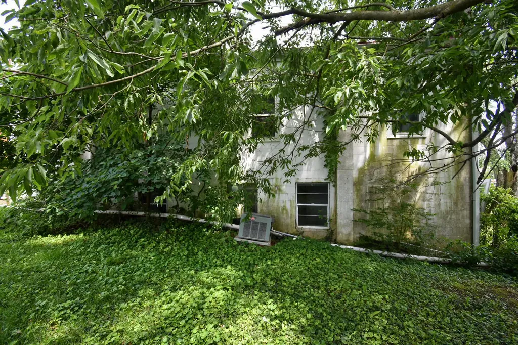 65 Highland Avenue Lancaster KY 40444