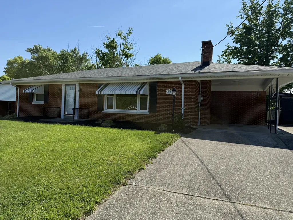 219 Stratford Drive Richmond KY 40475