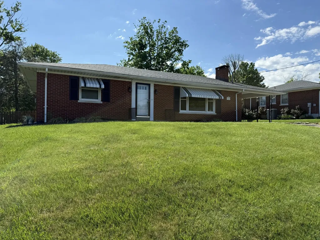 219 Stratford Drive Richmond KY 40475