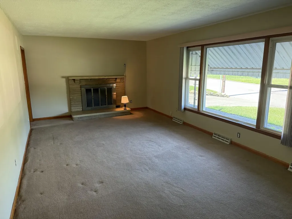 219 Stratford Drive Richmond KY 40475