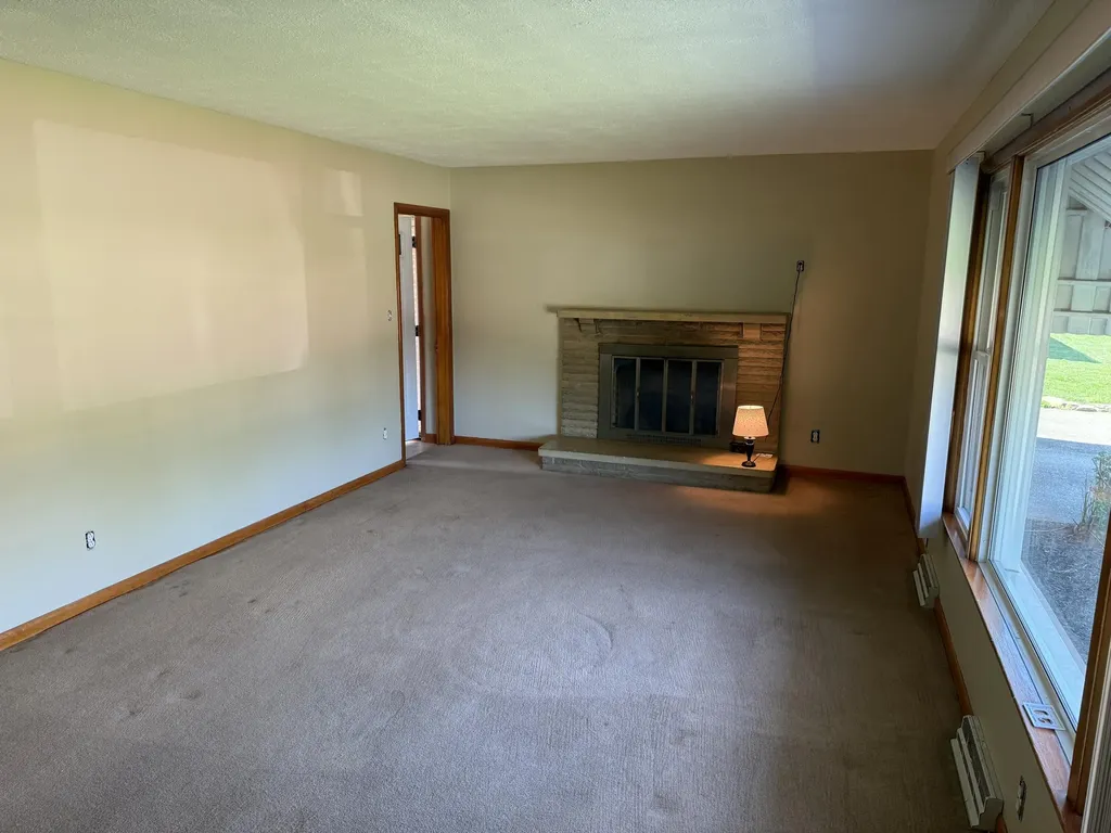 219 Stratford Drive Richmond KY 40475