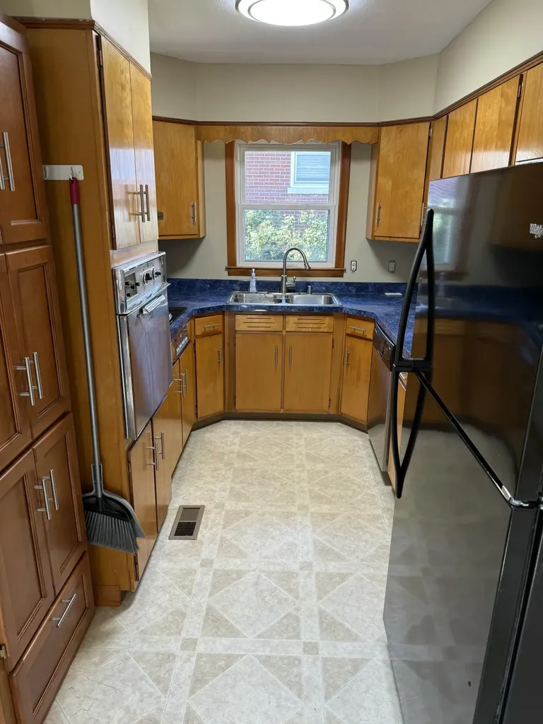 219 Stratford Drive Richmond KY 40475