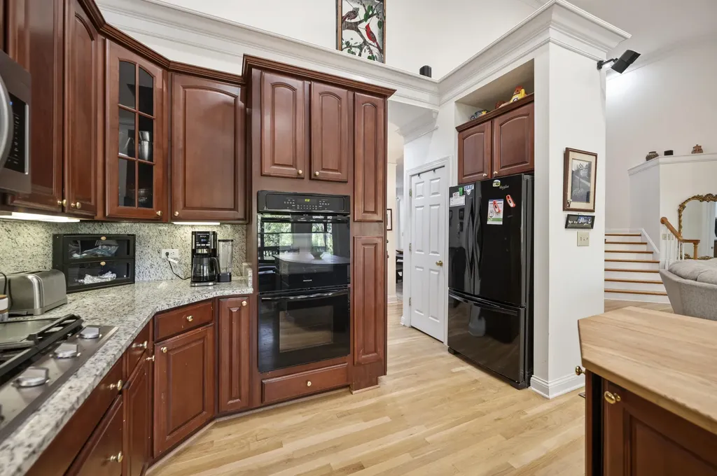 129 Taylor Avenue Paris KY 40361